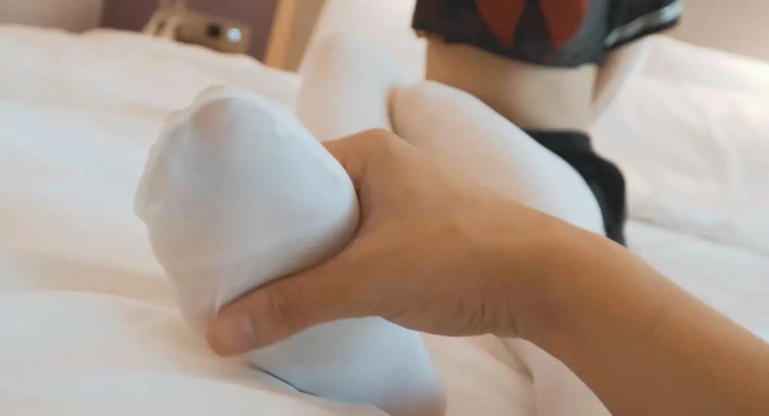 白丝控的黄发小妹纸-5