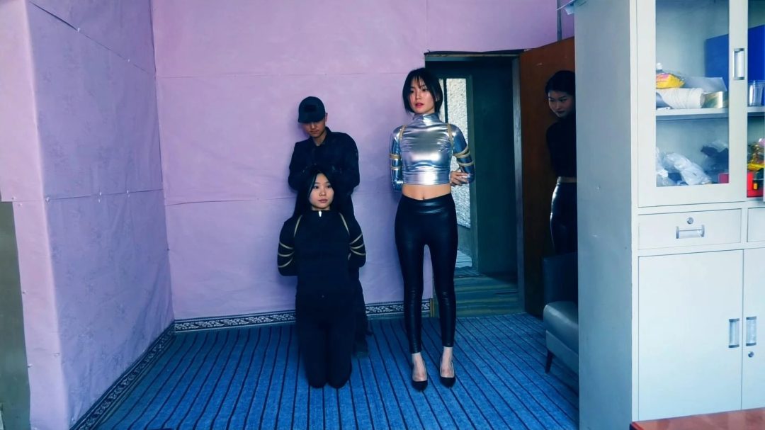 神奇女不归路 第二集-6