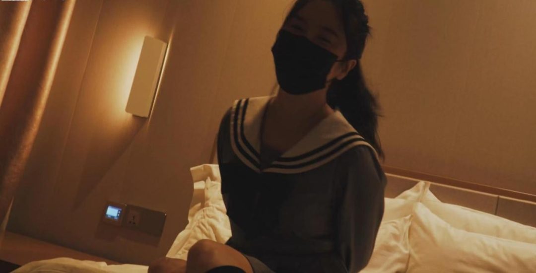 可爱coser女生的首次体验捆绑-1