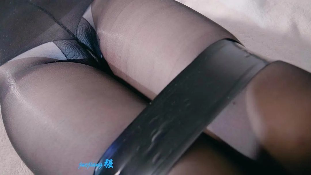 小舞黑丝微孔-4