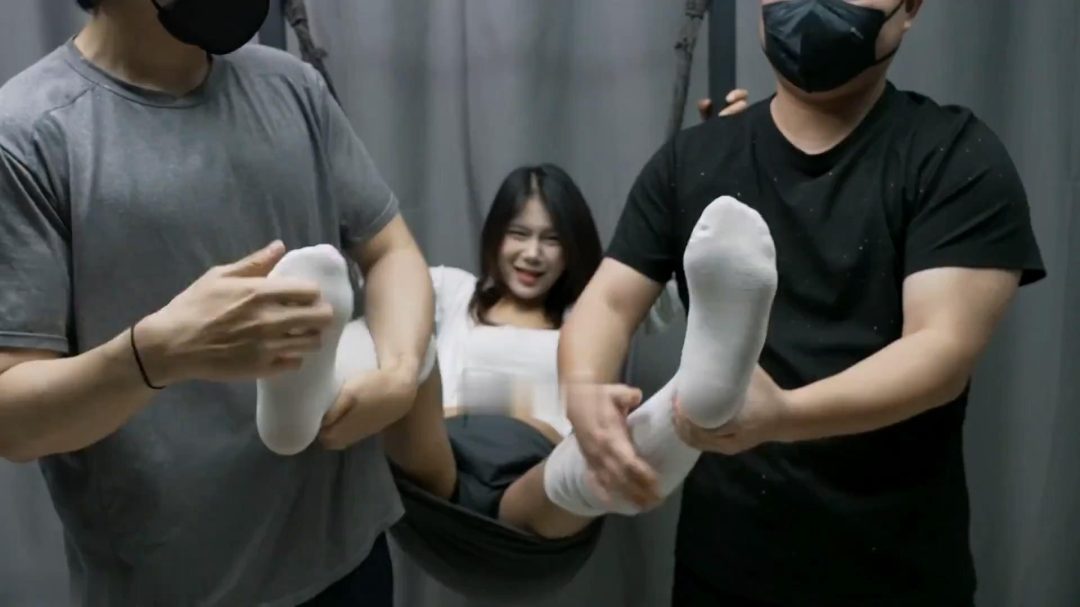 美女大学生一桐-1