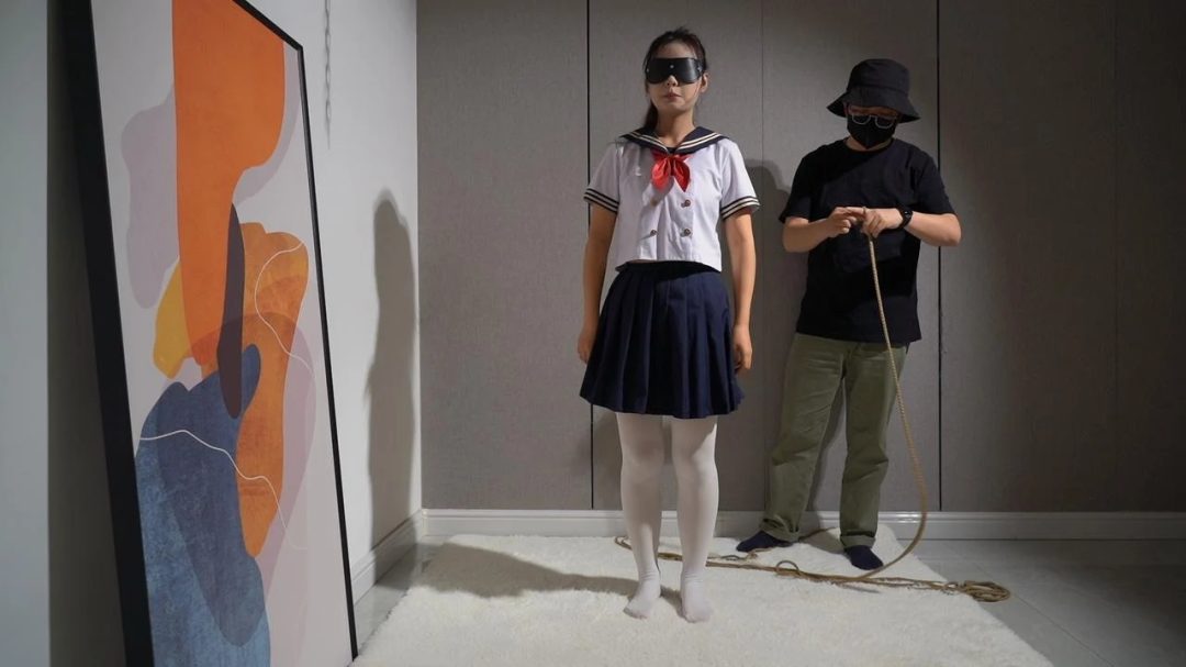 学妹被 \