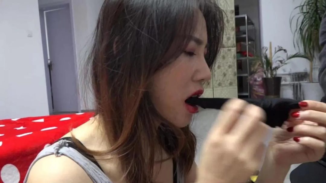逍遥定拍：柳洋家中遇劫驷马捆堵苦苦挣扎终获救-9