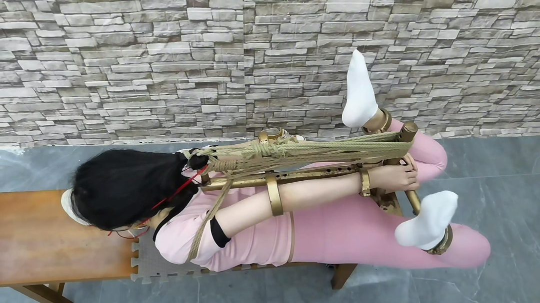 定拍转公映:艺仙儿K9架禁锢臭鞋捂嘴TK,电击强制-5