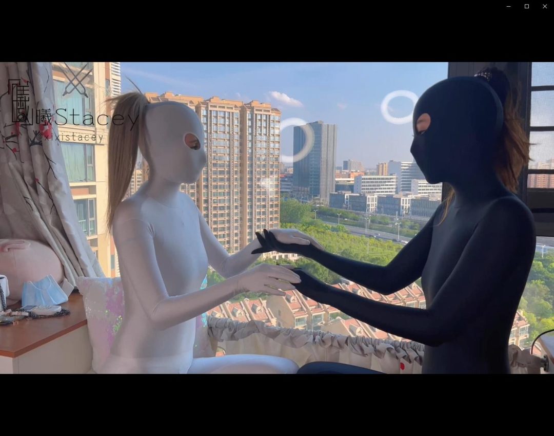 曦曦Stacey之双人系列双人开眼zentai搭配国风面具和闺蜜一起沉浸在丝滑zentai的触感中-10