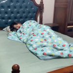 《吴晗一路艰难挣扎》吴晗个人秀，表演很到位，值得一看
