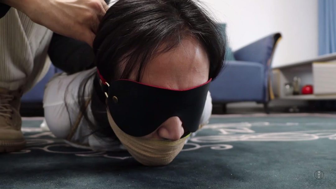 个人定拍——紧缚塞嘴封嘴拍照羞辱封眼合集3-8
