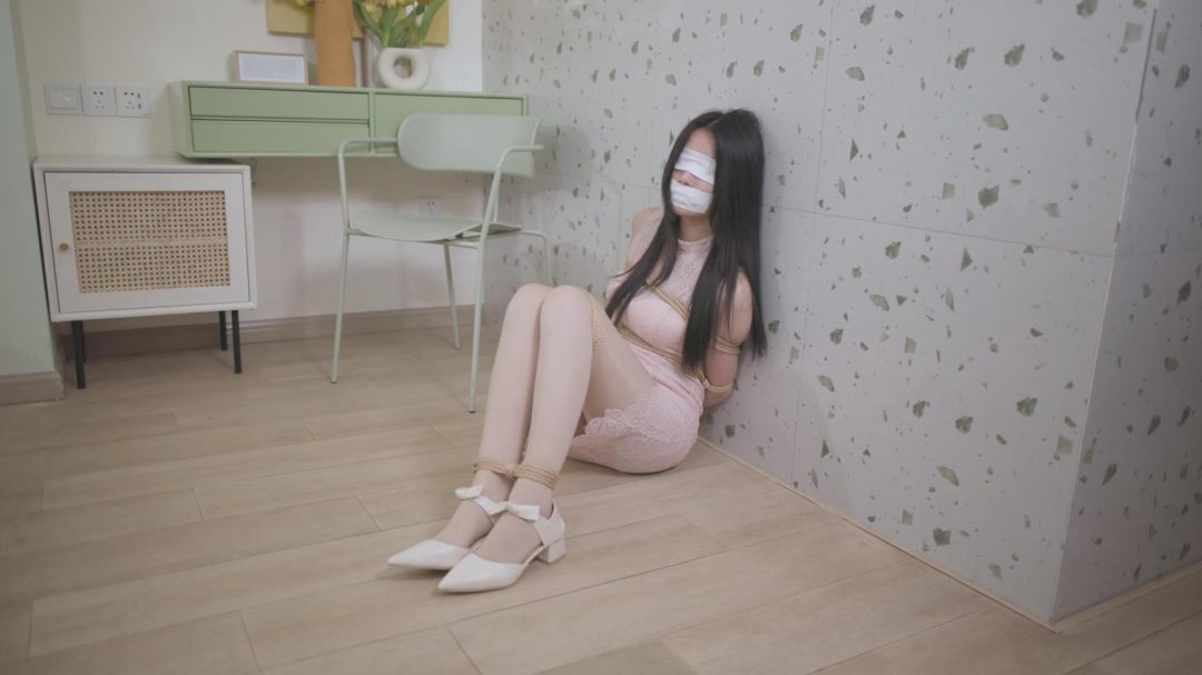 红鲤鱼作品《第一人称注孤生系列03：有出息的男员工》，震惊！女老板看上了男员工，男员工居然这样对她-8