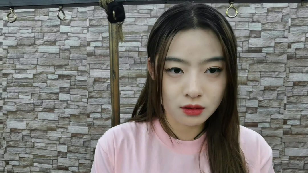 女秘书希希和老板的打赌游戏,希希在被调教过程中如果失禁就算输,她会失禁吗....-1