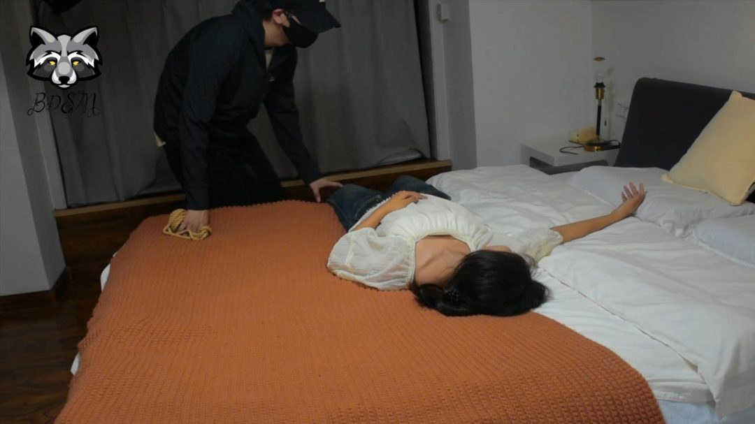 浣熊出品-剧情系列《家出监禁：舞蹈生》上线-5