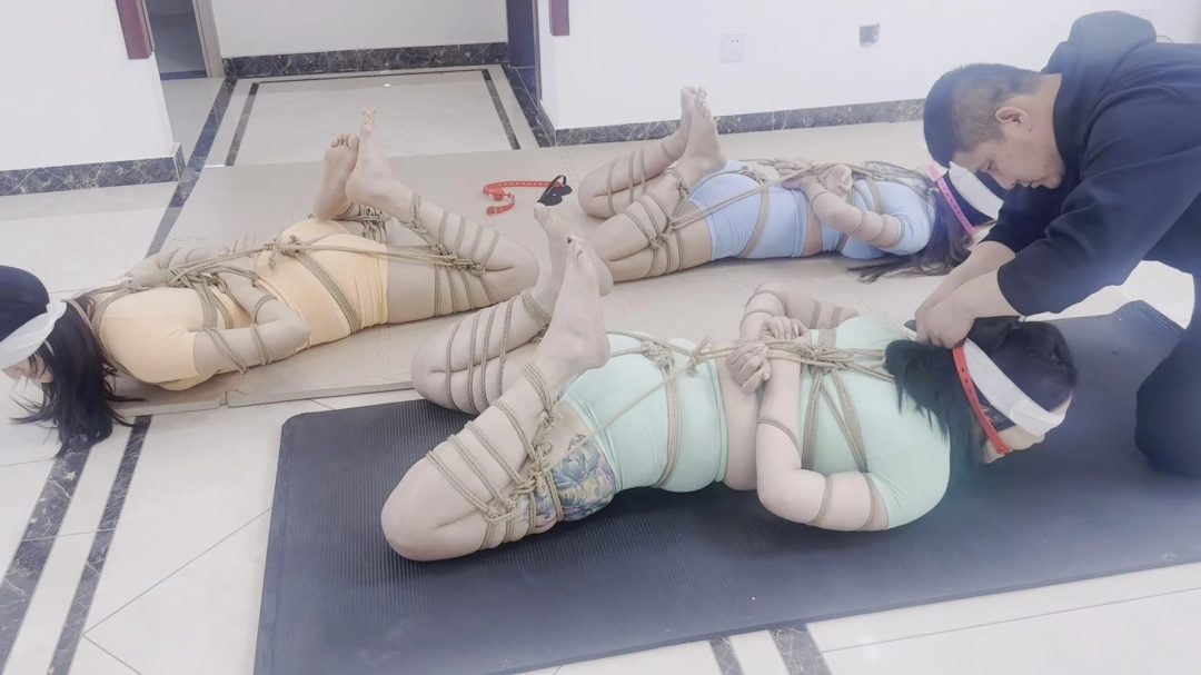 金宝定制作品：《姐妹游戏2》下-5