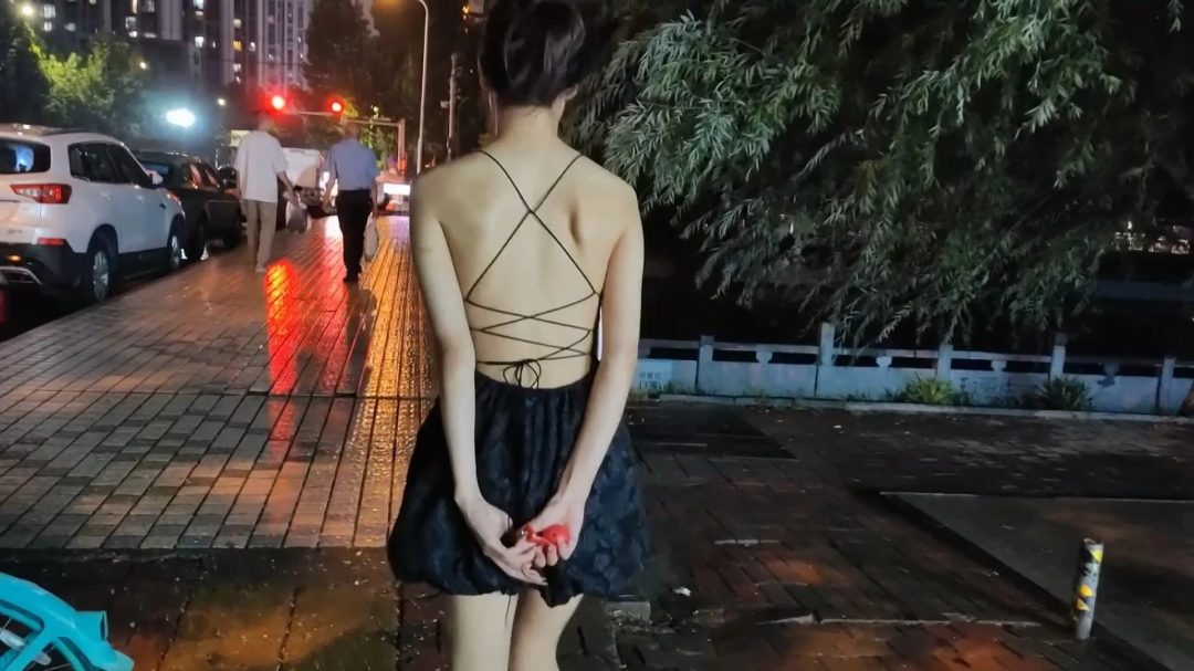 一绳所爱定拍，陈婧舒户外，10cm高跟，扎带捆拇指，散步逛街戴口球-10