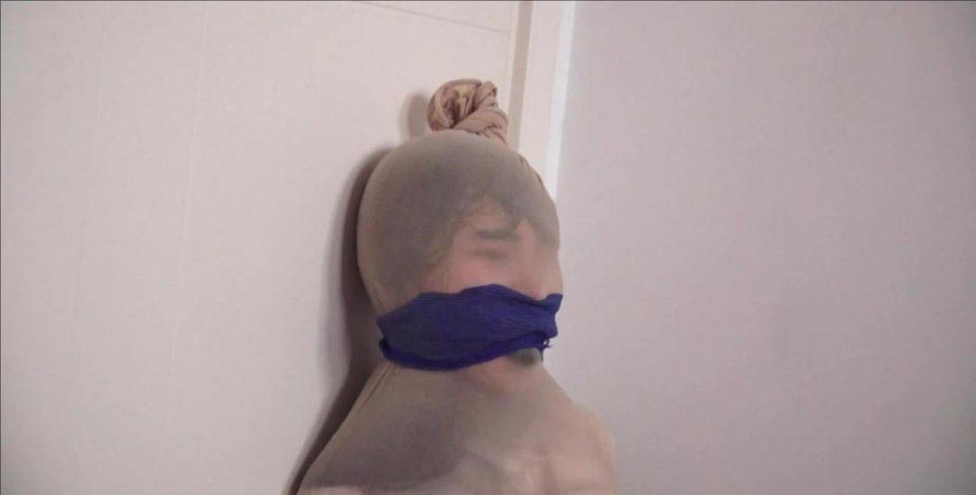 女反派被女主丝袜全包-3