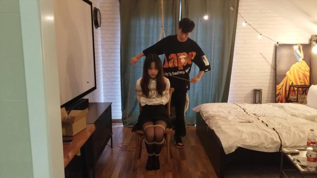 美女葡萄的绸缎白手套体验（下部）-2