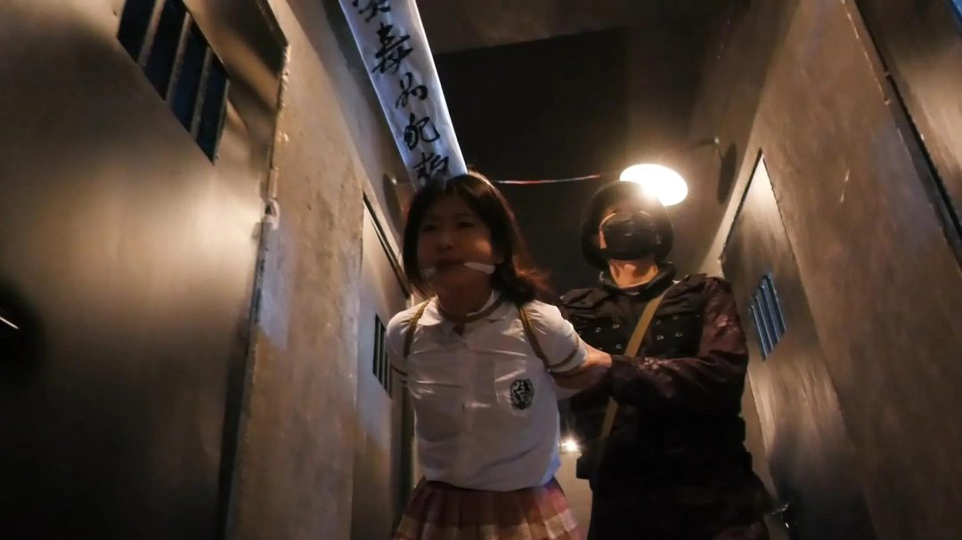 《少女不归路》绞刑架下的JK少女-7