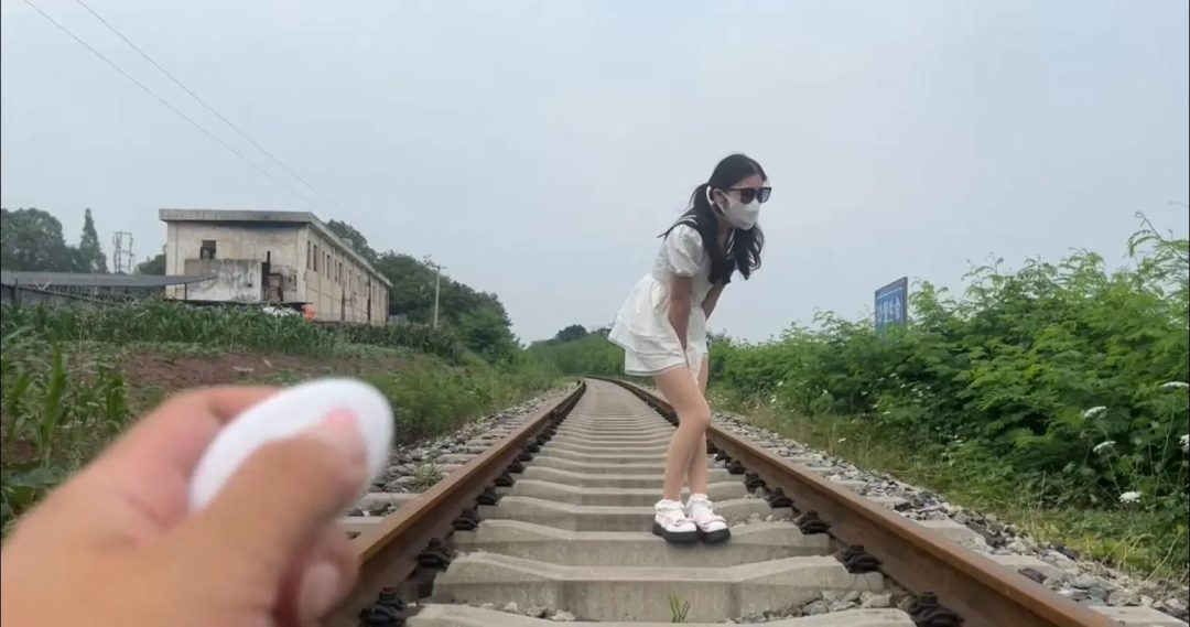户外露出 强制开口口水直流 KB 把玩白袜丝足-2