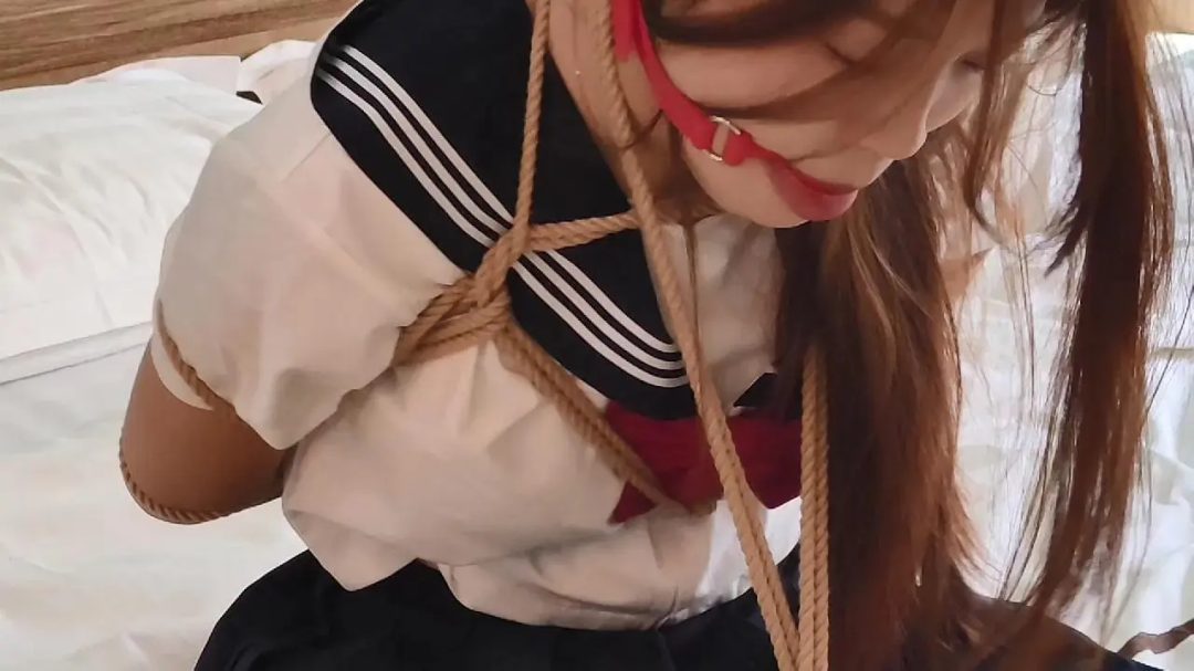 约拍系列 白丝水手服紧缚-2
