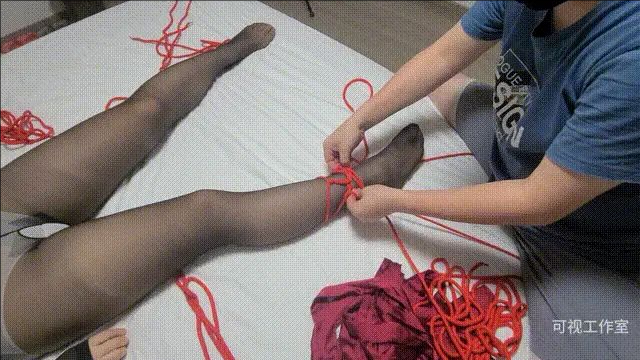 艺校小妹妹第三弹,完全释放,大黑丝,大红绳,捆住捆住,库叽库叽,完全控制-1 艺校小妹妹第三弹,完全释放,大黑丝,大红绳,捆住捆住,库叽库叽,完全控制-1