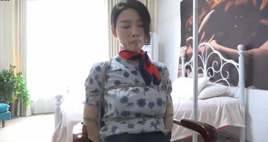 空姐噩梦,尾随绑架,被自己穿过的丝袜套在头上-3 空姐噩梦,尾随绑架,被自己穿过的丝袜套在头上-3