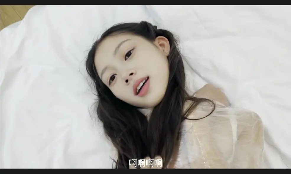 【小奶猫】首次尝试了下保鲜膜的包裹感-1