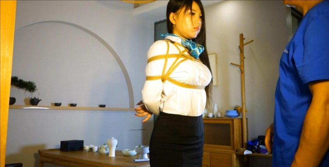 锐度主张-OL制服折腿缚-3