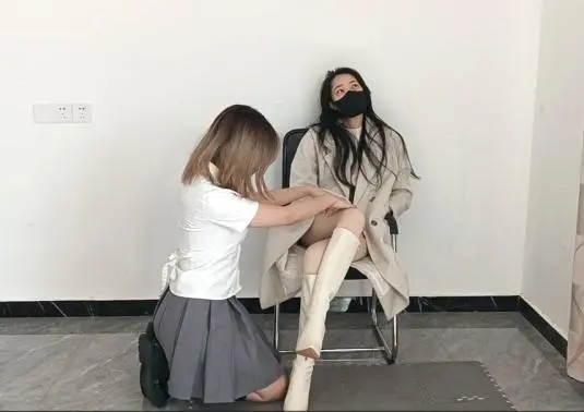 女神的堕落（SP 耳光 踩踏）-3