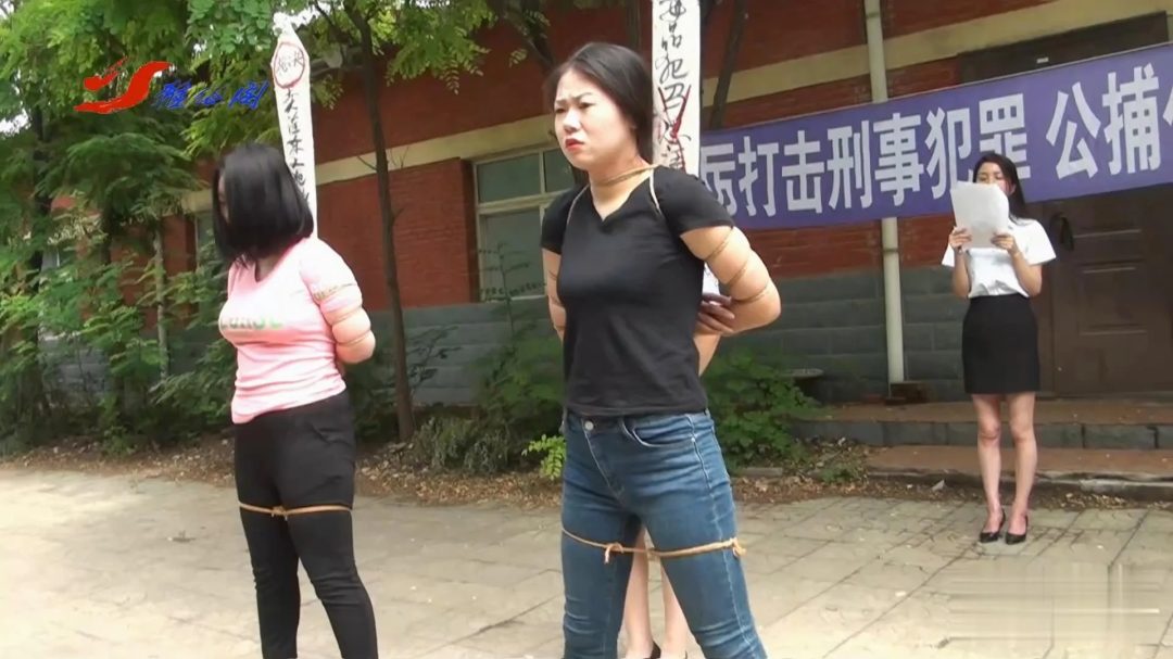 雅俗阁 刑场囧事（思婷·思语·思珊）-5