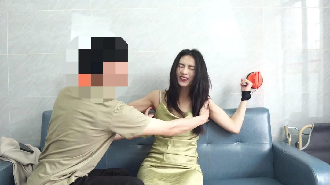 【重磅】澳门映画 超美脚趾霉霉女王处女足初开发-4