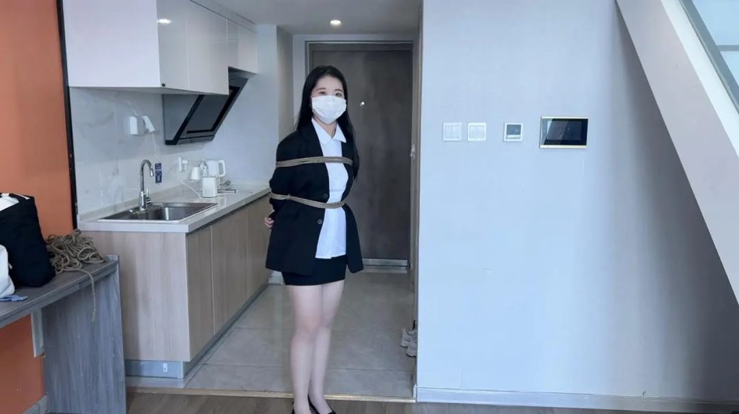 职业装捆绑库存福利视频-2