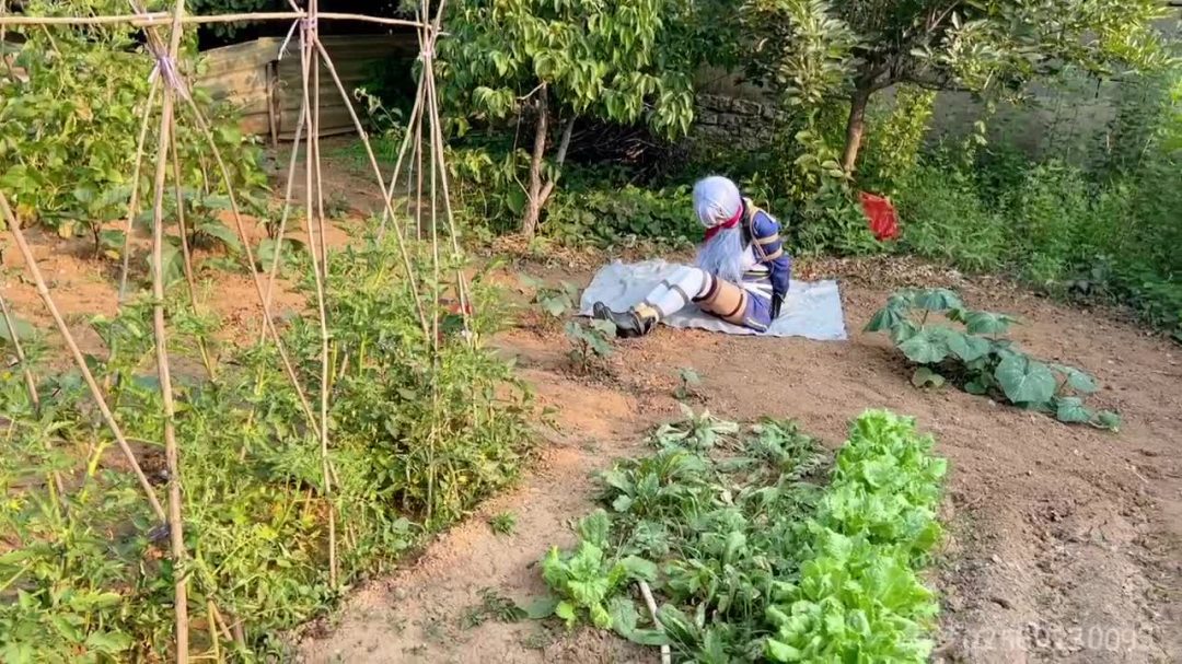 不存在的战区-cos蕾娜-6