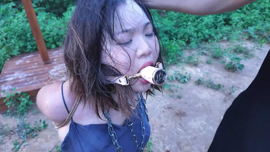 【老鬼定拍】初心《雯雯野外闷热炼狱上》【灰丝高跟/野外运输押解/汗湿脏身/空姐重口鞋扣脸/电击】-3 【老鬼定拍】初心《雯雯野外闷热炼狱上》【灰丝高跟/野外运输押解/汗湿脏身/空姐重口鞋扣脸/电击】-3