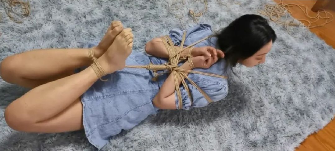 奥特曼：新妹子一菲，极限驷马体验-4