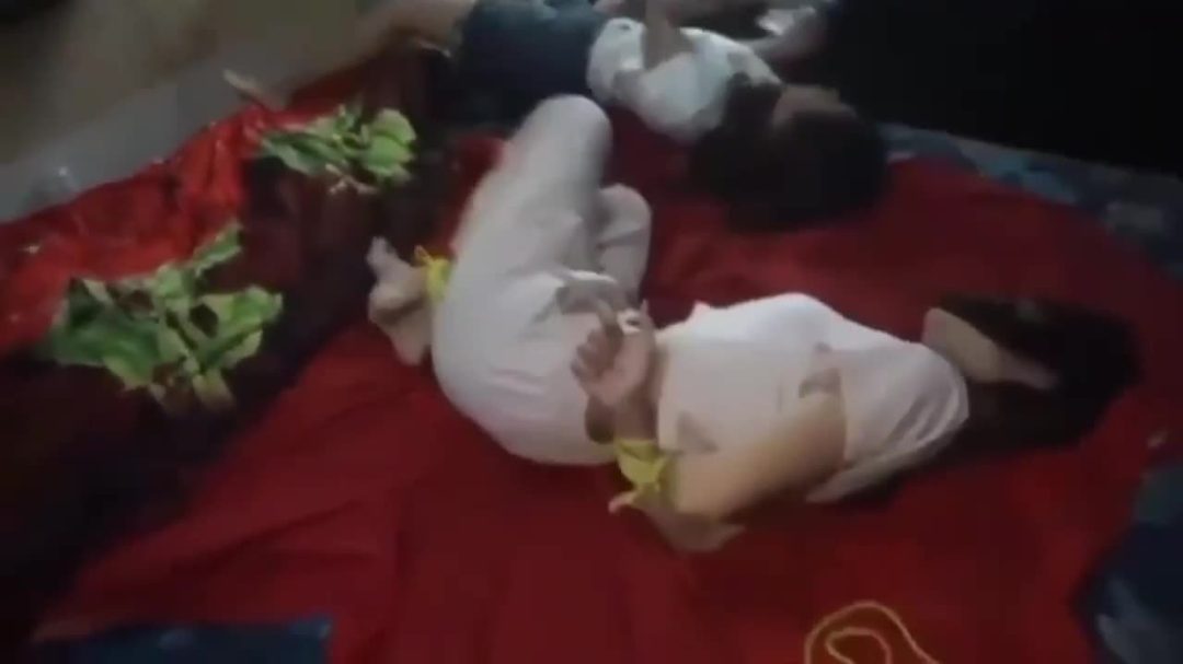 3名少女的捆绑挣扎游戏-2