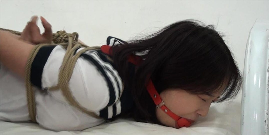 我的视频约拍纪实01 水手服丝袜驷马TK挣扎-4