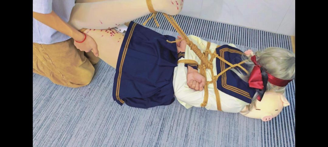 虐M记·M沉迷美色不务正业 被狠狠调教-4