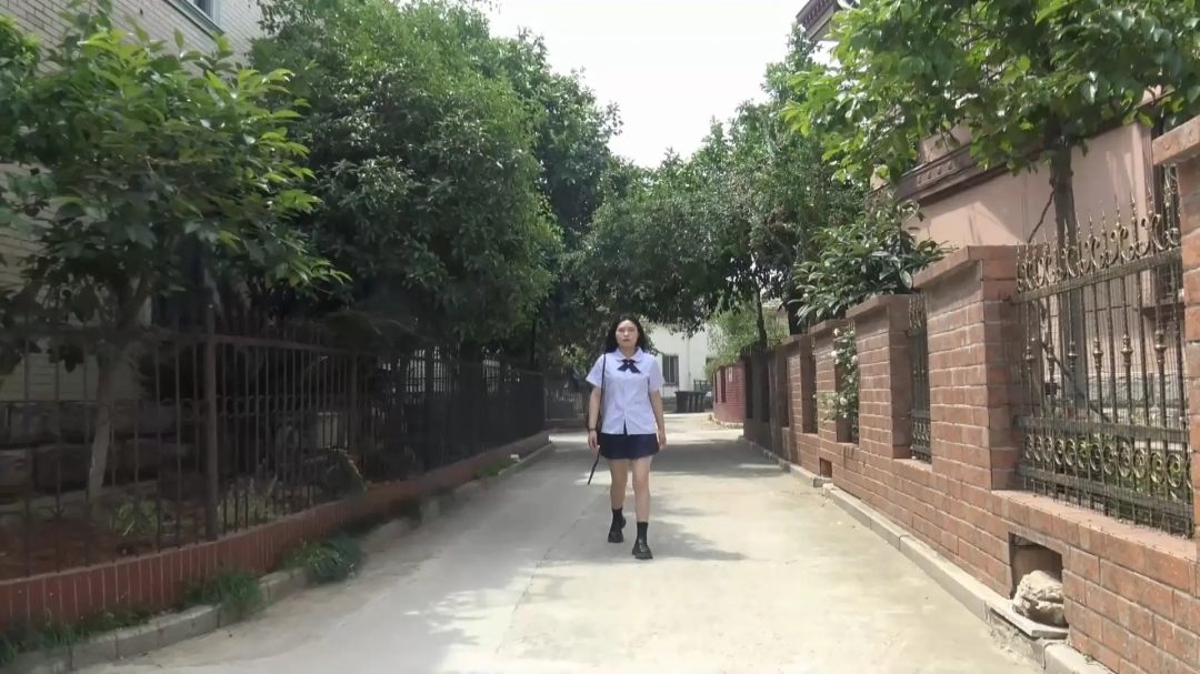 《女劫匪的胆大》 完整版-1