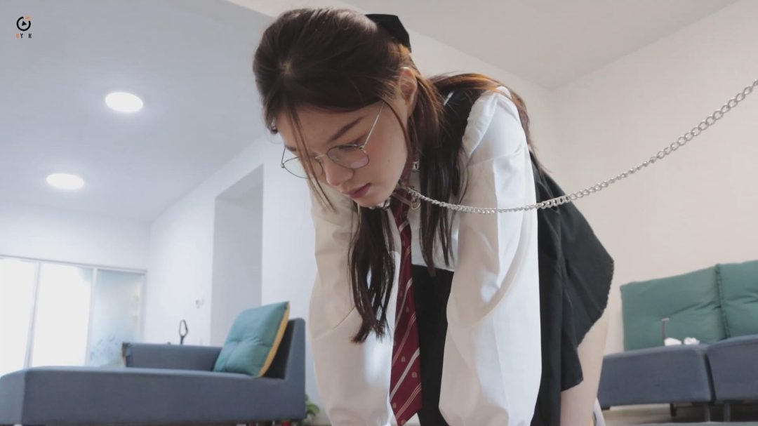 《私人订制会所》被拐卖进私人会所的少女，求助不成反被套路-13