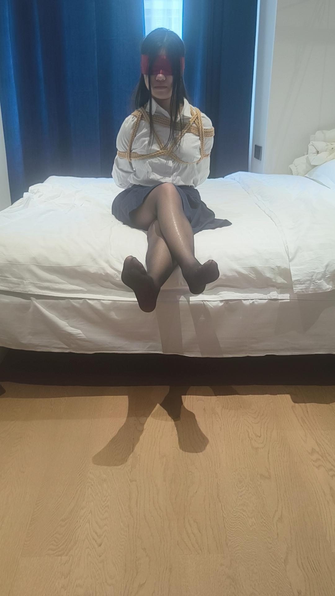 锦瑾的第二次约绑，黑丝 tk调教-4