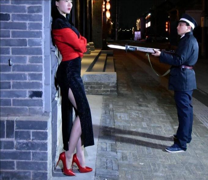 MJ影视新片 赵小晓“民国神女”严刑拷打，坐老虎凳-2