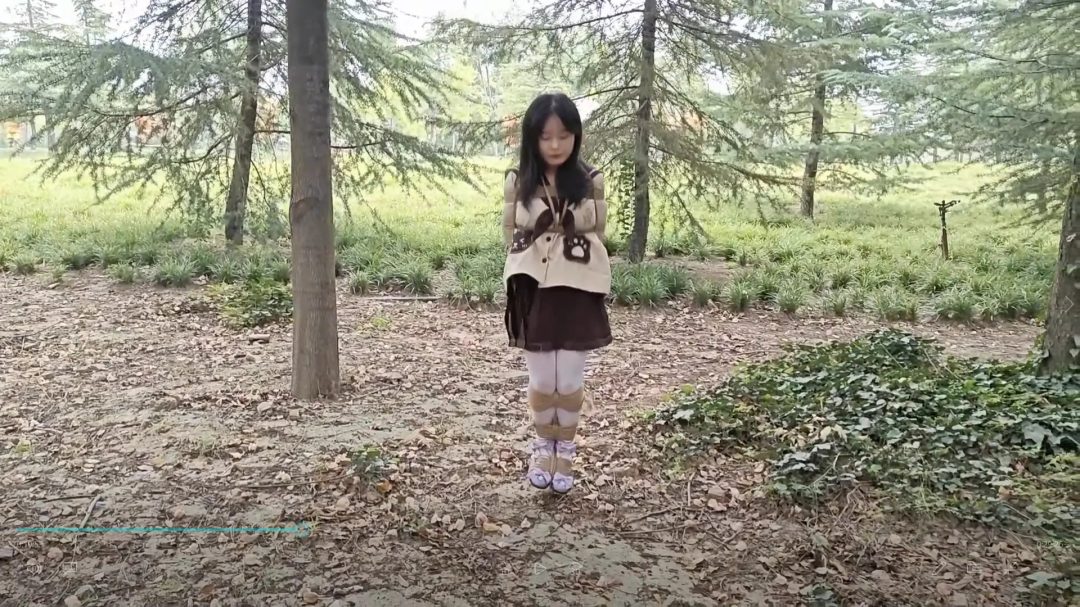 紧缚实验——户外移动-5