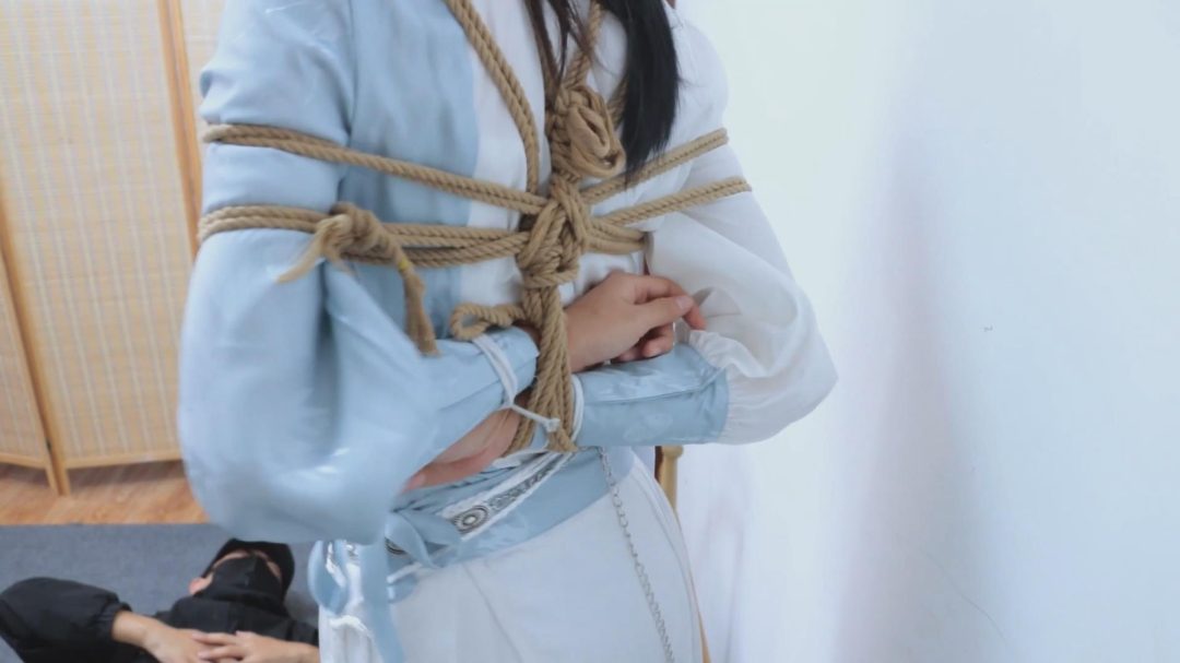 【得意客定拍】《次元三角·汐雪篇（上）》冷面女侠惨遭贼人暗算，绝世武功受制于东洋绳术？-8