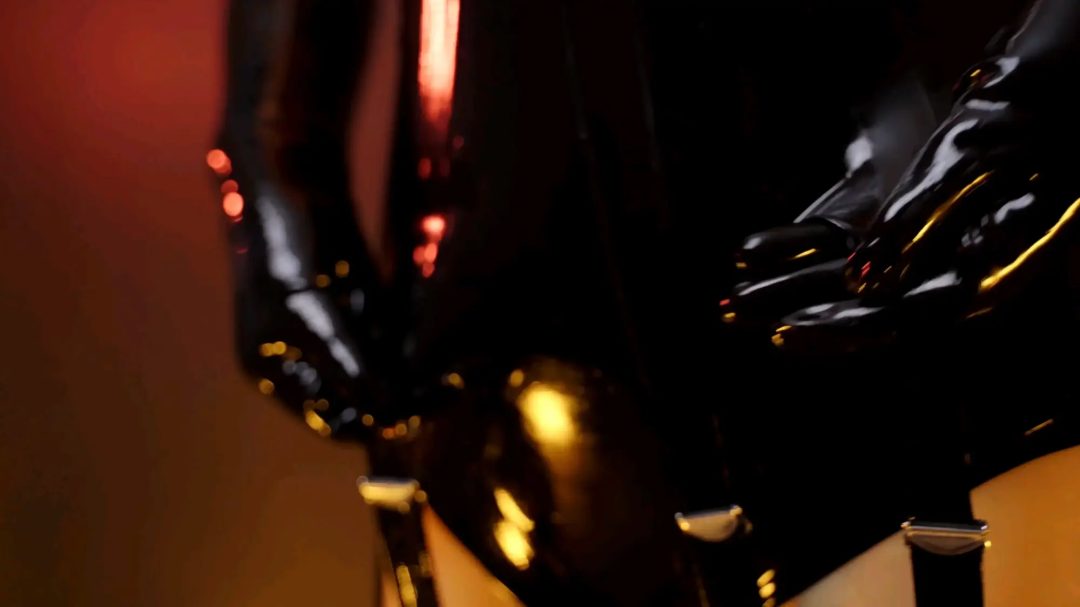 Goddess in latex teases you-4