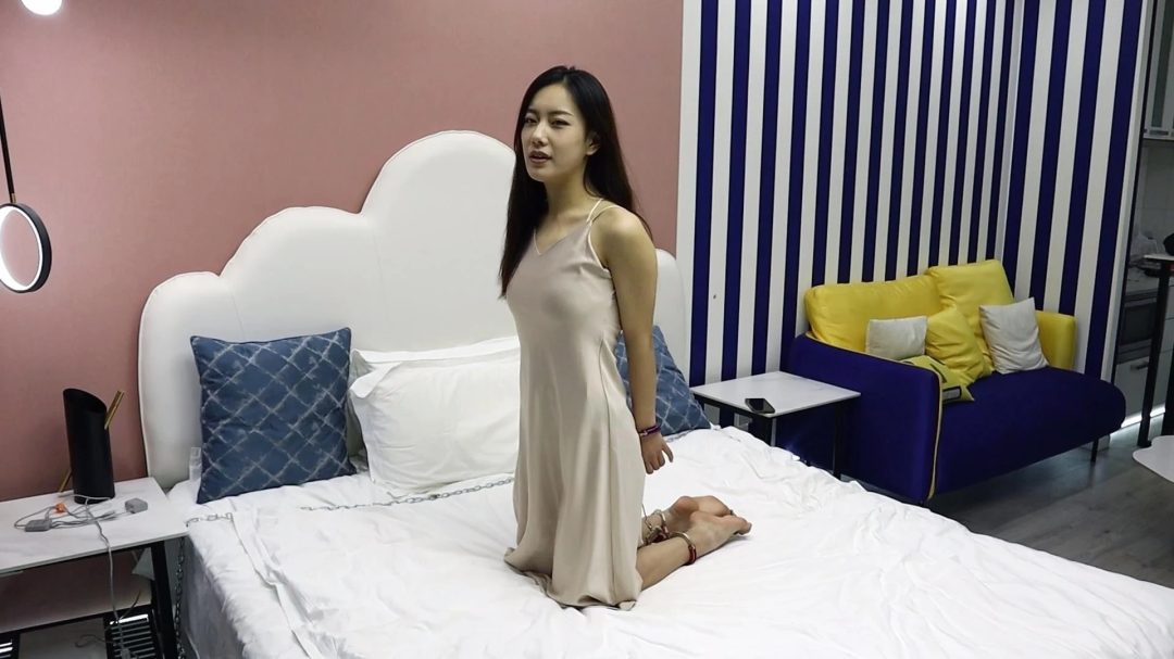 舞蹈生雨蝶镣铐挠脚心TK系列剪影1 手铐脚铐脚趾铐 姿势多多柔韧性好 是怀旧影苑那个雨蝶-11
