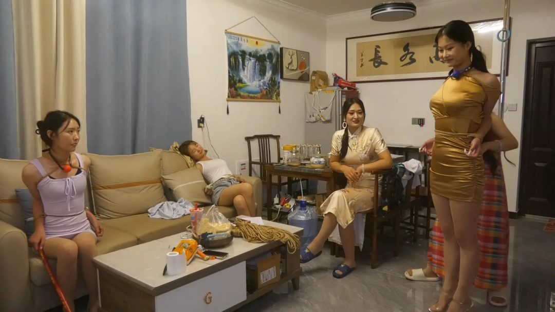 女魔头的伪装拍摄花絮-9