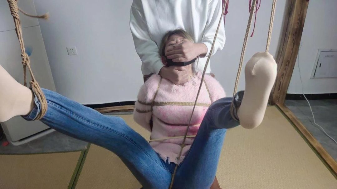 TK虐足-1