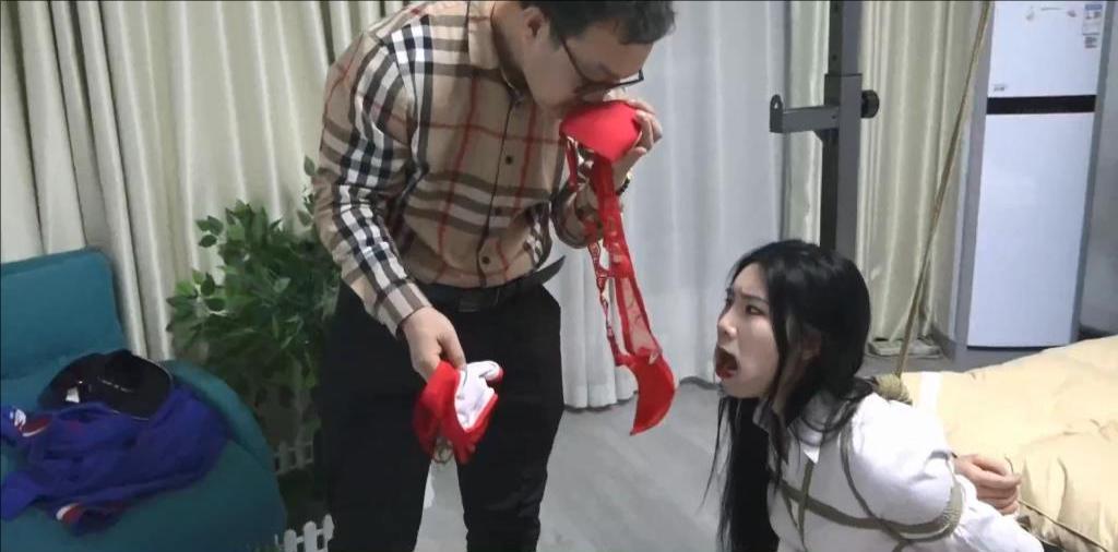 逍遥精品定制 内衣失窃案02 盗贼原来另有其人，师生二人陷入魔窟-8