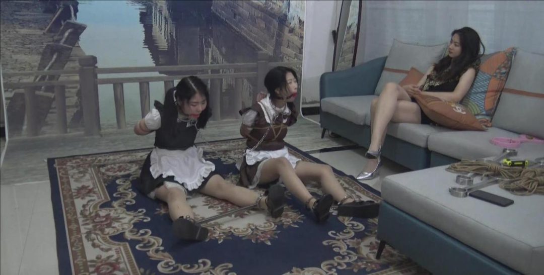 《女王的女仆M》第三集 女王和女王的M把抓来的女M极限捆绑训练-7