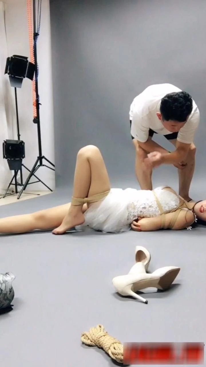 丽柜筱筱-6