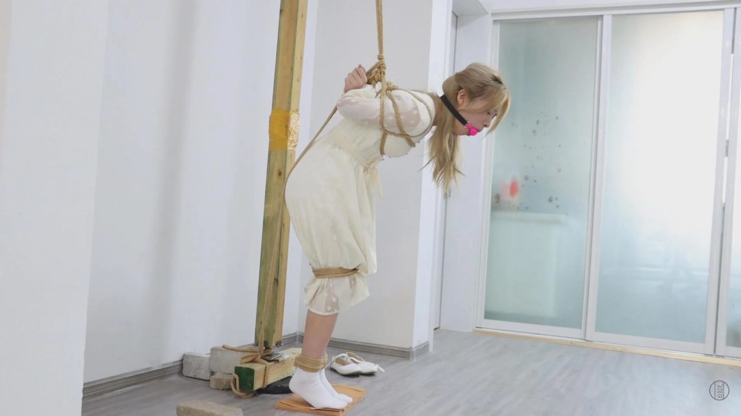 【绝版模特娜娜】【得意客定拍】《傲慢女友驯服计划（下）》家有女友初驯服，乖巧可人真舒服~-8