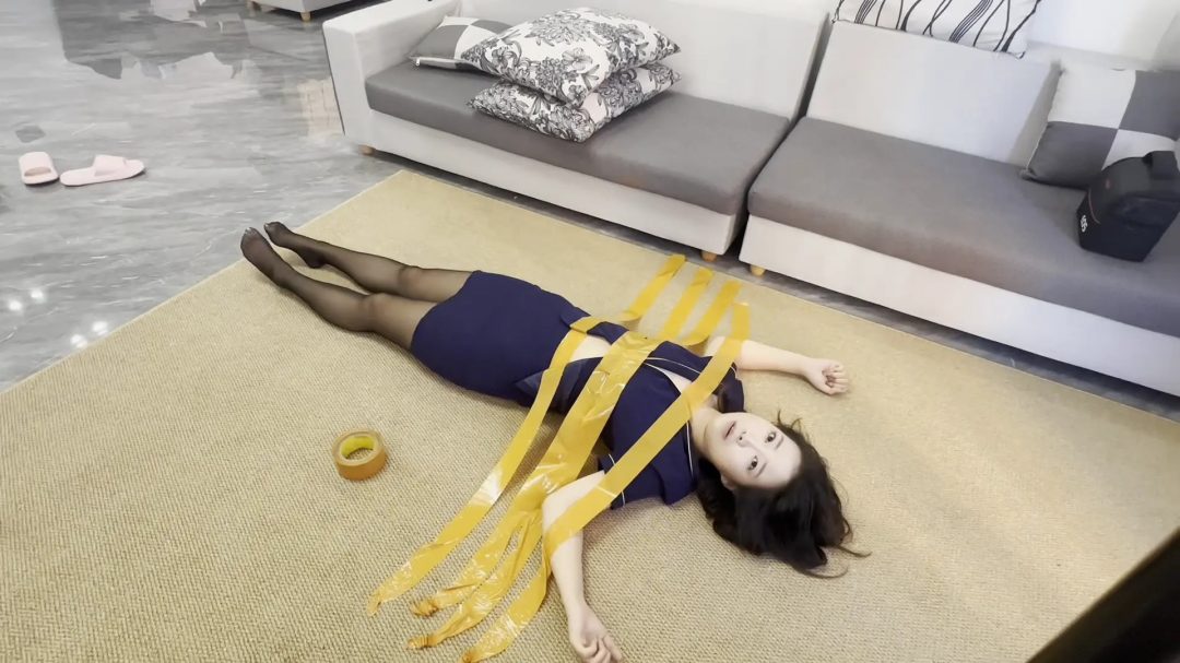 原创 按摩技师的上门圈套 胶带缠绕-3